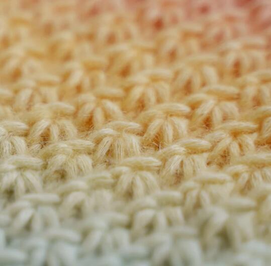 Thick wool yarn